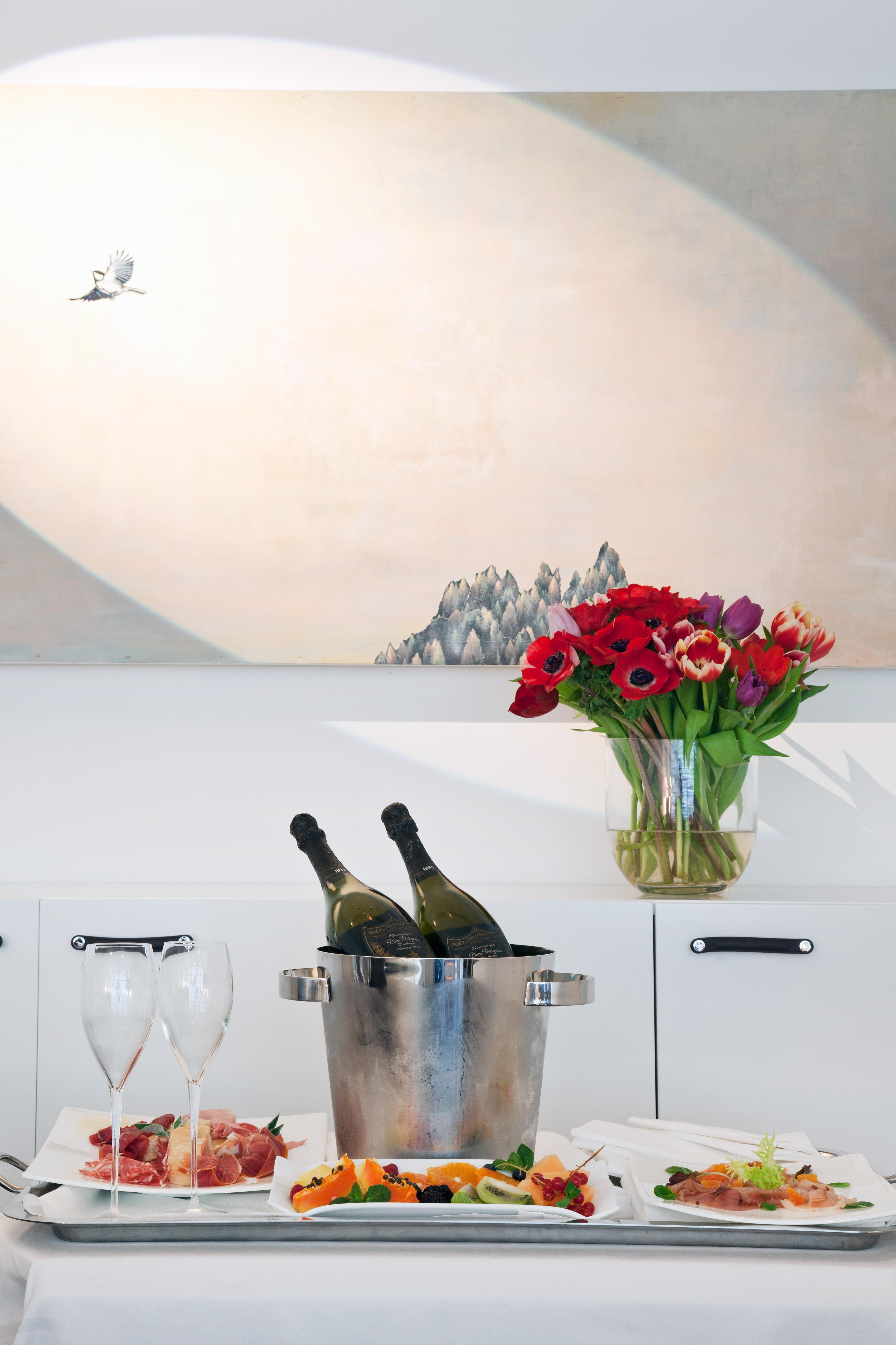 Magna Pars L'Hotel A Parfum, Small Luxury Hotels Of The World Milano Ngoại thất bức ảnh A bouquet of flowers