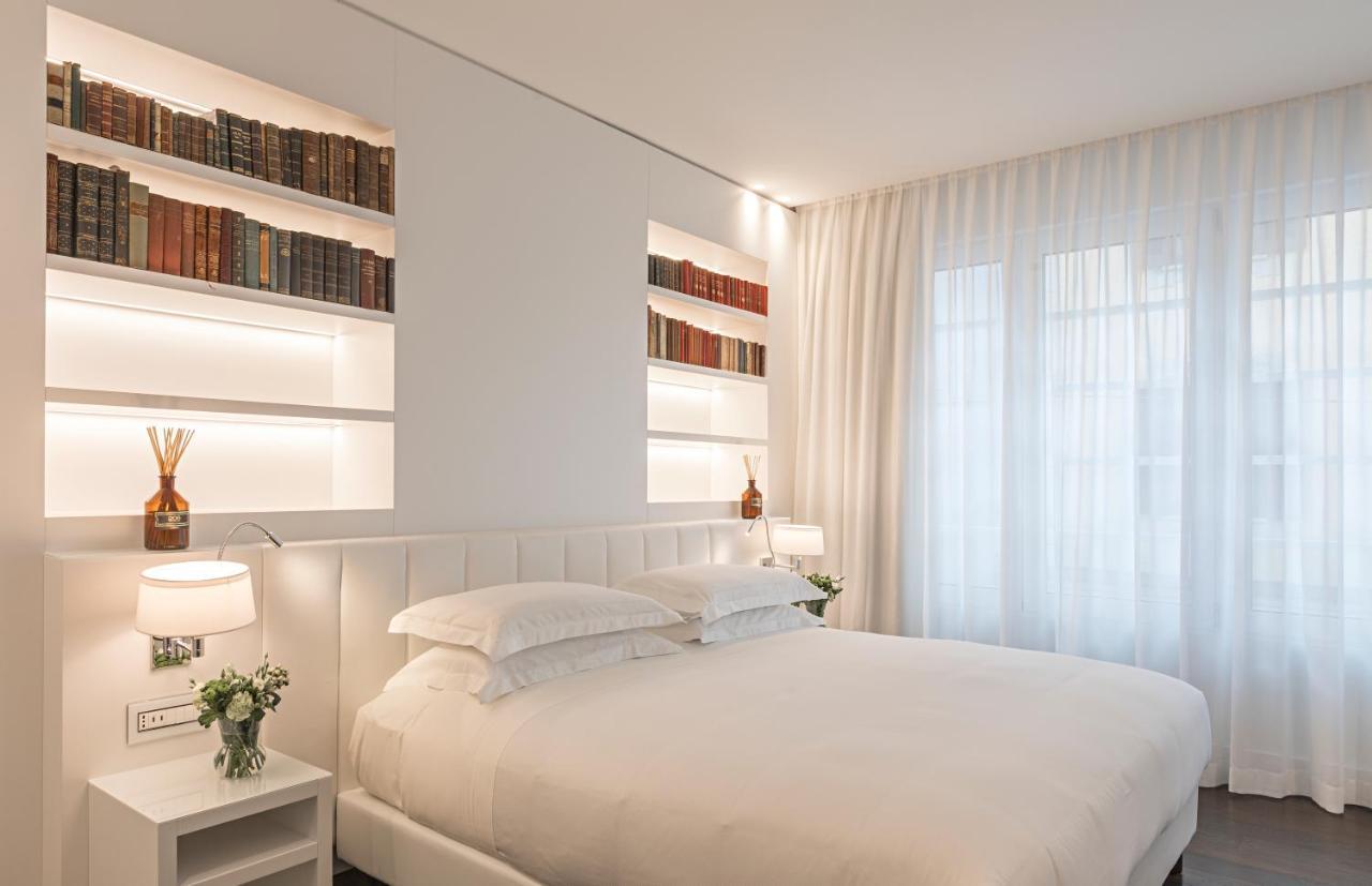 Magna Pars L'Hotel A Parfum, Small Luxury Hotels Of The World Milano Ngoại thất bức ảnh A room at the hotel